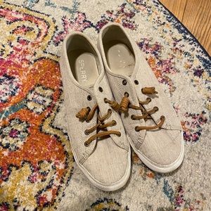 Sperry Sneaker